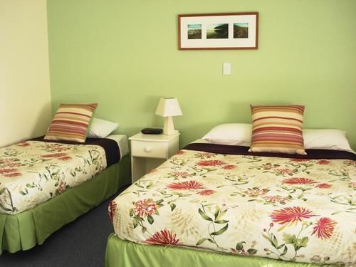 Ducks & Drakes Boutique Motel & Backpackers ニュープリマス エクステリア 写真